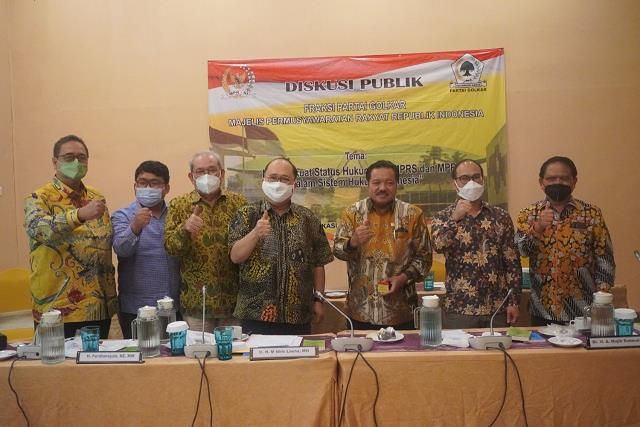 Idris Laena Buka Diskusi Publik FPG MPR RI tentang Status Hukum Tap MPR(S) dalam Sistem Hukum Indonesia
