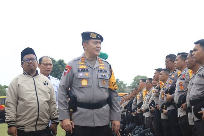 Lepas 1.664 Personel Pengamanan TPS, Ini Pesan Kapolda Riau