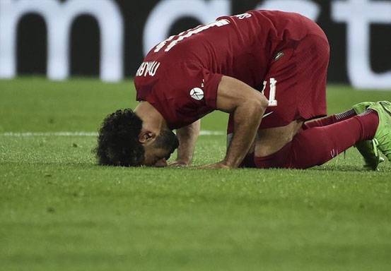 10 Pemain Sepak Bola Dunia yang Tetap Puasa Saat Bermain di Bulan Ramadan, Siapa Saja?
