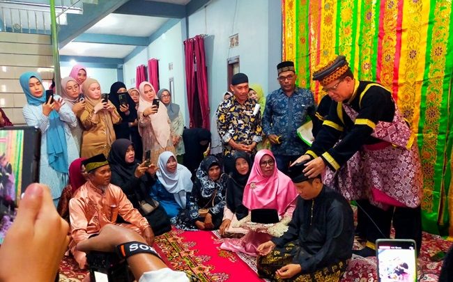 Rahmansyah Bacawako Pekanbaru Ditabalkan Gelar Adat Datok Paduko Rajo Lestari Kenegerian Kumantan