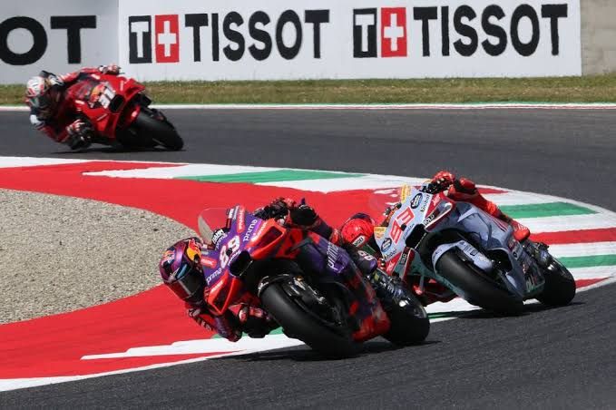 Jorge Martin Resmi Gabung Aprilia Racing di MotoGP 2025, Marc Marquez ke Ducati Lenovo?