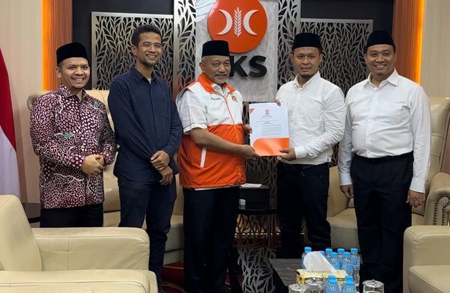 PKS Resmi Usung Agung Nugroho - Markarius Anwar