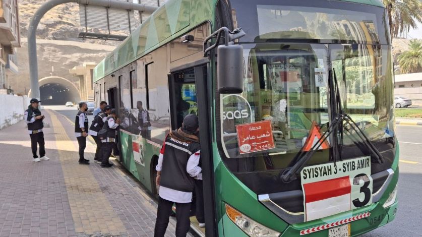 Bus Shalawat Berhenti Operasi Dini Hari, PPIH Imbau Jemaah Haji Salat Jumat di Hotel