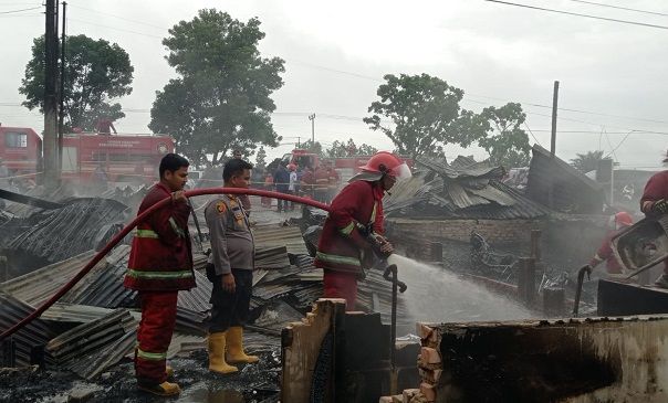 Kebakaran Ruko di Rimbo Panjang, Saksi Sempat Panggil Korban Tapi Tidak Menyahut