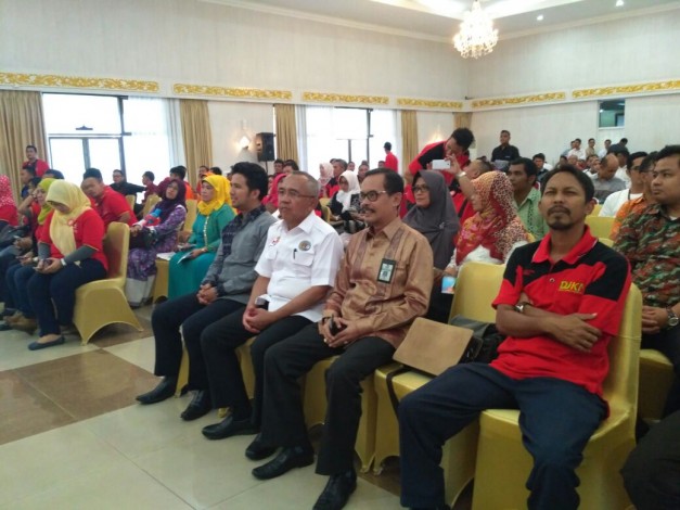 KPK Berikan Piagam Penghargaan Kepada Masyarakat dan Pemprov Riau di Penutupan HAKI 2016